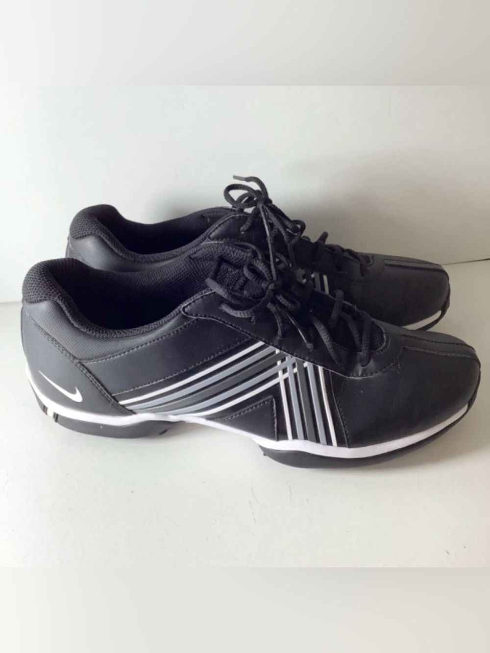Womens NIKE DELIGHT Golf shoes BLK/WH/GRAY Soft spikes 549583 001  - Size 9